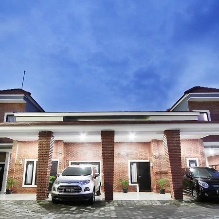 D'Paragon Cerry Kejayan Ngoại thất bức ảnh